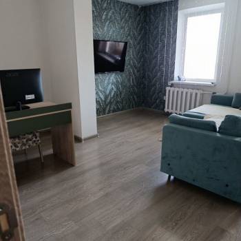 Продается Многокомнатная квартира, 98,9 м²