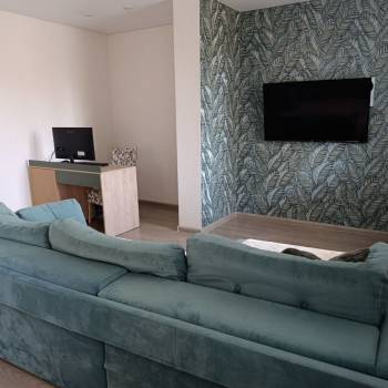 Продается Многокомнатная квартира, 98,9 м²