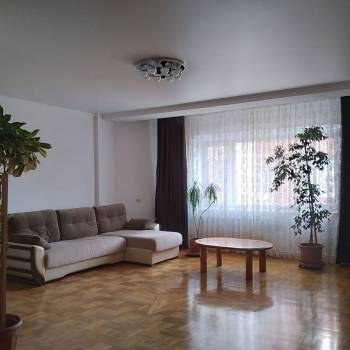 Продается 3-х комнатная квартира, 101,4 м²