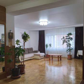 Продается 3-х комнатная квартира, 101,4 м²