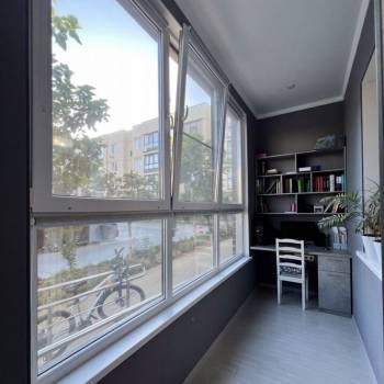 Продается 1-комнатная квартира, 45,6 м²