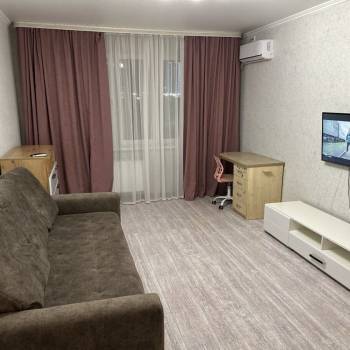 Сдается 2-х комнатная квартира, 64 м²
