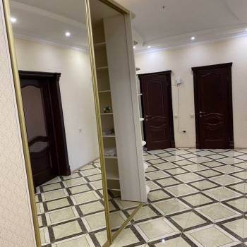 Сдается Многокомнатная квартира, 140 м²