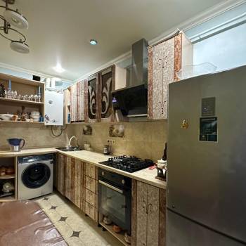 Продается 3-х комнатная квартира, 63 м²