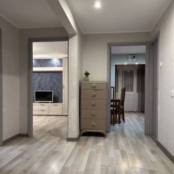 Сдается Многокомнатная квартира, 72 м²