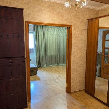 Сдается Многокомнатная квартира, 90 м²