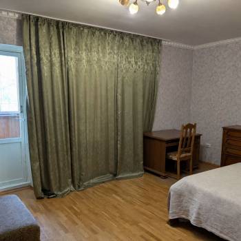 Сдается Многокомнатная квартира, 90 м²