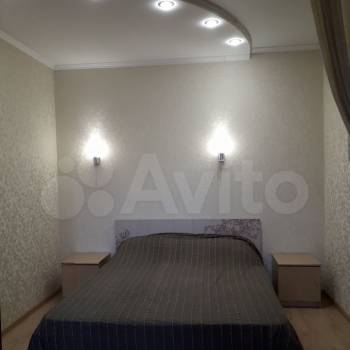 Сдается 1-комнатная квартира, 57 м²