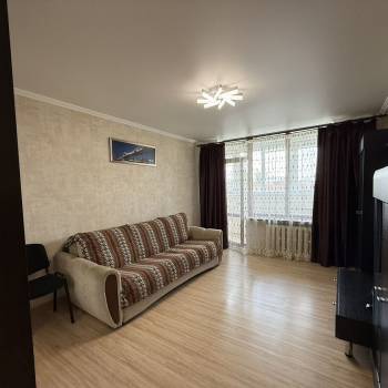 Сдается Многокомнатная квартира, 69,6 м²