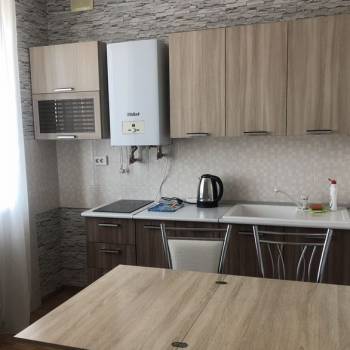Сдается 1-комнатная квартира, 48 м²