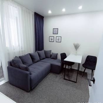 Продается 1-комнатная квартира, 45 м²
