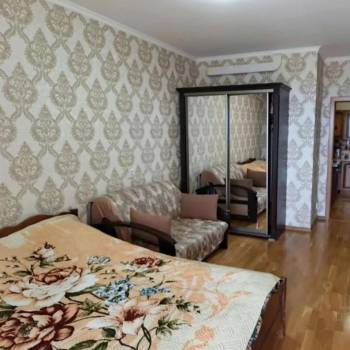 Сдается 1-комнатная квартира, 38 м²