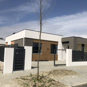 Продается Дом, 183 м²
