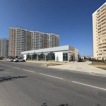 Сдается Нежилое помещение, 195 м²