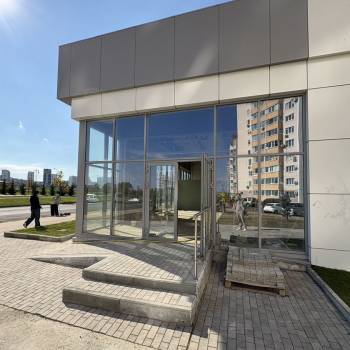 Сдается Нежилое помещение, 195 м²