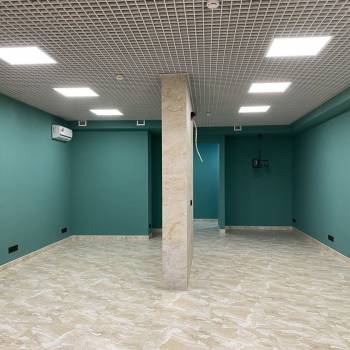 Сдается Нежилое помещение, 76 м²