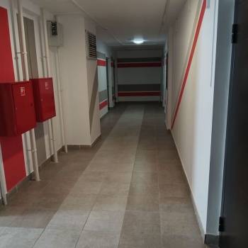Продается 1-комнатная квартира, 42 м²