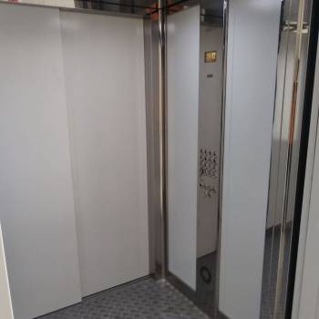 Продается 1-комнатная квартира, 42 м²