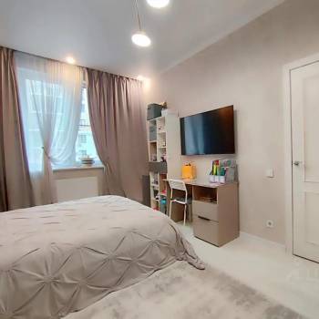 Продается 1-комнатная квартира, 36 м²