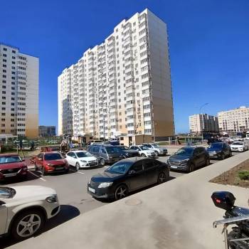 Продается 3-х комнатная квартира, 90 м²