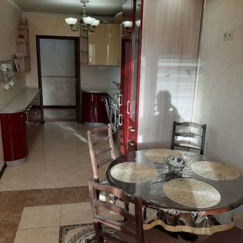 Сдается 2-х комнатная квартира, 65 м²