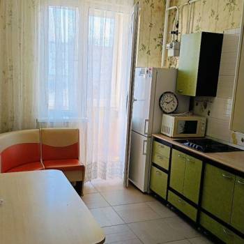 Сдается 1-комнатная квартира, 40 м²