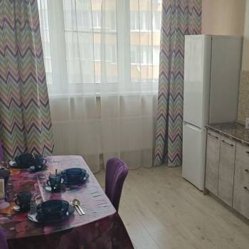 Сдается 1-комнатная квартира, 41 м²