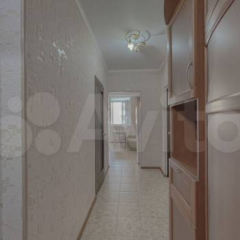 Продается 1-комнатная квартира, 53,8 м²