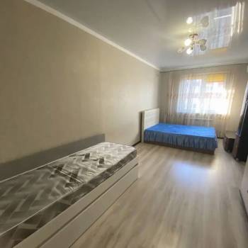Сдается 1-комнатная квартира, 47 м²