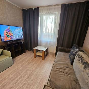 Сдается 1-комнатная квартира, 49 м²