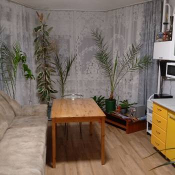 Продается 1-комнатная квартира, 47,8 м²