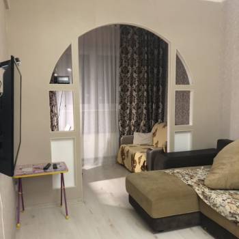 Продается 1-комнатная квартира, 38 м²