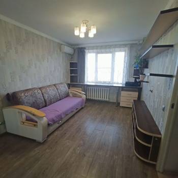 Сдается 1-комнатная квартира, 48,3 м²