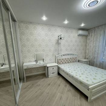 Сдается 1-комнатная квартира, 44 м²