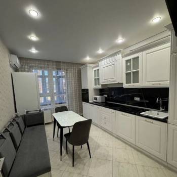 Сдается 1-комнатная квартира, 44 м²