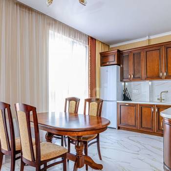 Продается 2-х комнатная квартира, 72,9 м²