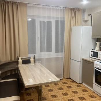 Сдается 2-х комнатная квартира, 50 м²