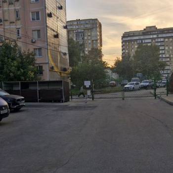 Сдается 1-комнатная квартира, 59,5 м²