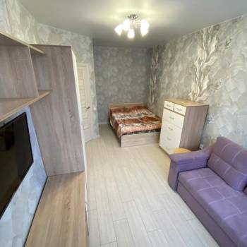 Сдается 1-комнатная квартира, 35 м²