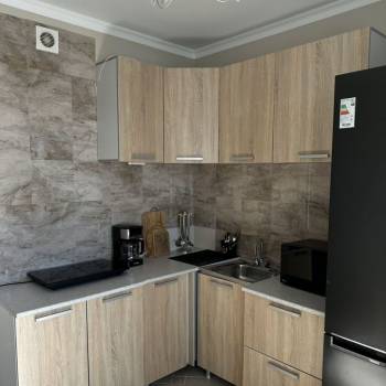 Сдается 1-комнатная квартира, 42 м²