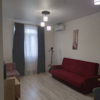 Сдается 1-комнатная квартира, 38 м²