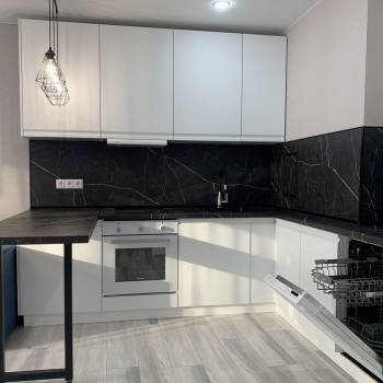 Продается 1-комнатная квартира, 41,3 м²