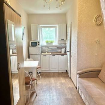 Продается 1-комнатная квартира, 12,8 м²