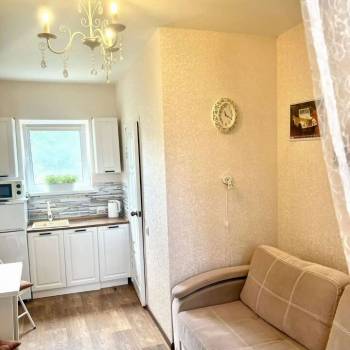 Продается 1-комнатная квартира, 12,8 м²