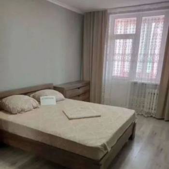 Сдается 2-х комнатная квартира, 74 м²
