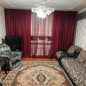 Сдается Многокомнатная квартира, 80 м²