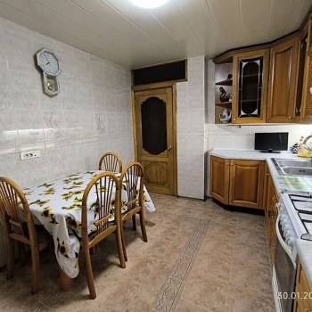 Сдается Многокомнатная квартира, 90 м²