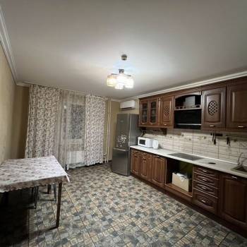 Продается 2-х комнатная квартира, 65 м²