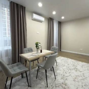 Сдается 2-х комнатная квартира, 60 м²