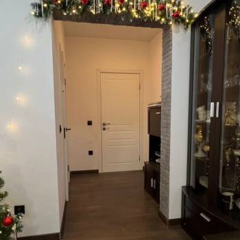 Продается 2-х комнатная квартира, 76,8 м²